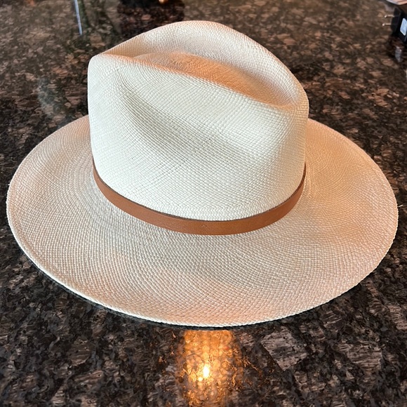Goorin Bros Panama Hat w/ Owl Feather and leather trim - Picture 7 of 7